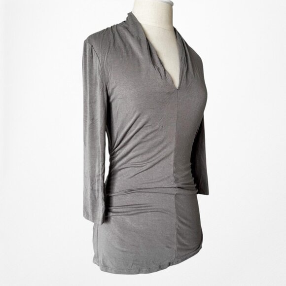 Vintage Y2K Vince Camuto Gray Knit 3/4 Sleeves Pullover V-Neck Top Size S/M - Picture 4 of 6